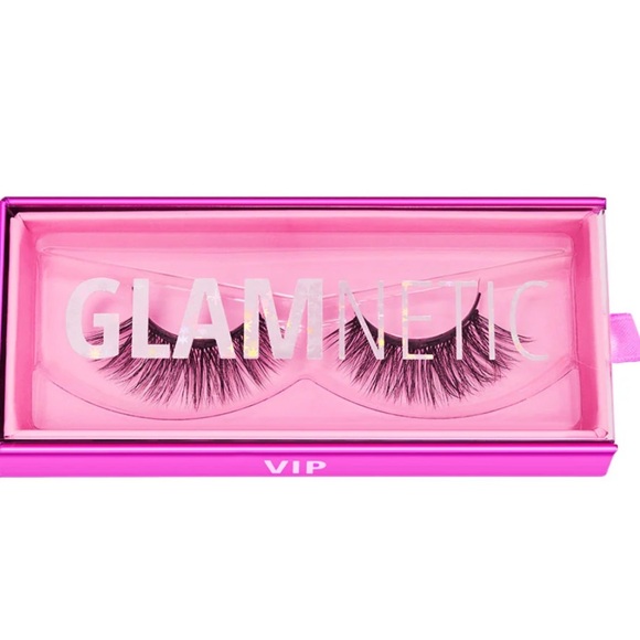 GLAMNETIC 
VIP
Long Cat Eye (13mm-16mm) - Picture 1 of 5